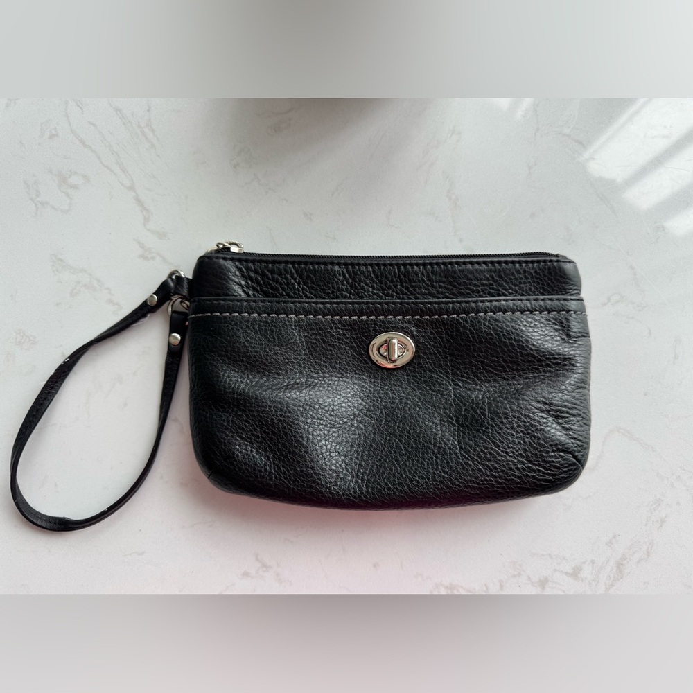 Coach Pebbled Leather Black Wrislet - Picture 2 of 6